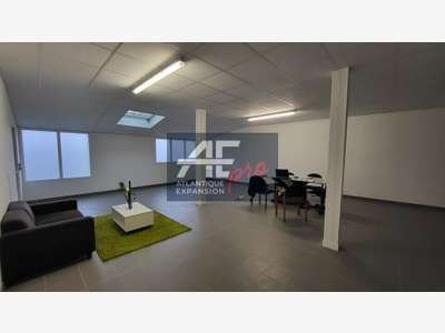 AV immeuble mixte 307m² zone prisée Saint-Nazaire