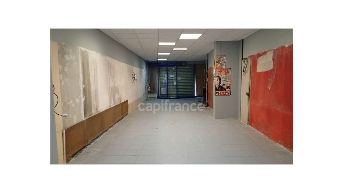 Immeuble avec local commerce à vendre à Saint Omer