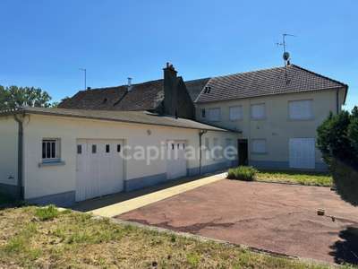Maison avec local commercial à vendre centre 