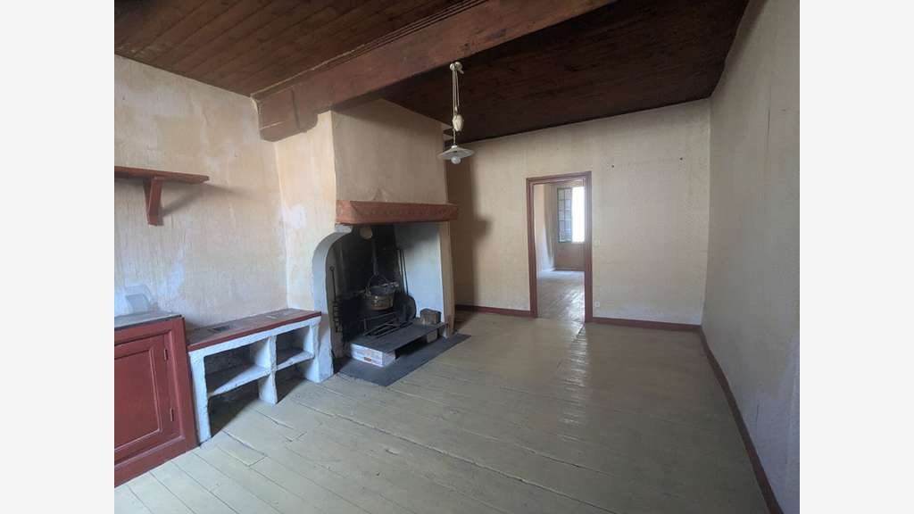 Ensemble immobilier de caractère d'environ 350 m² 