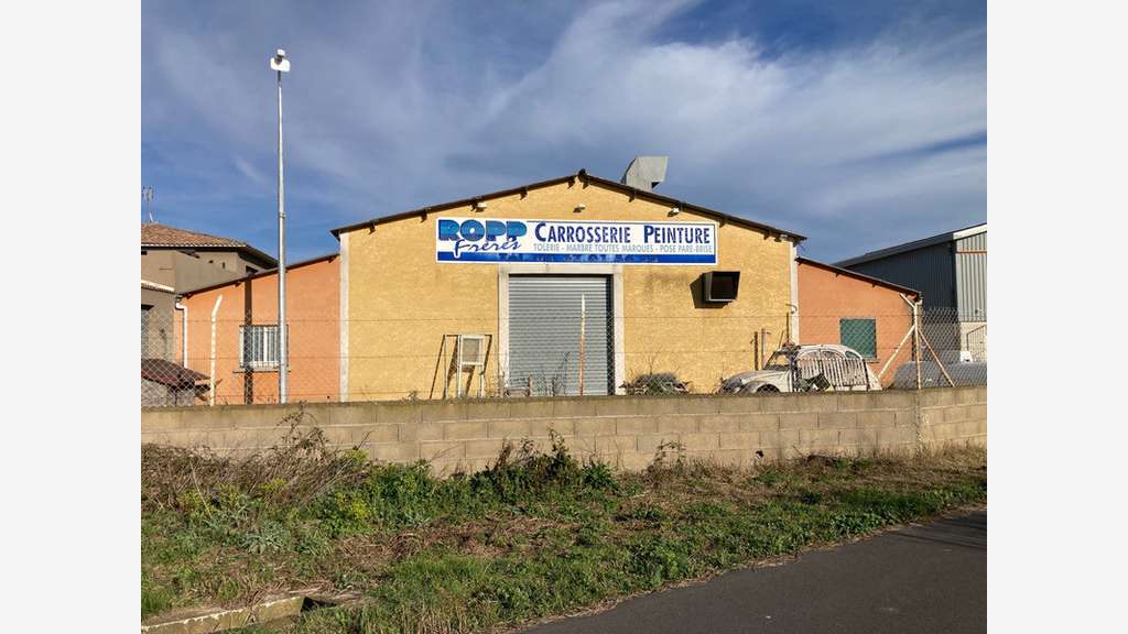 Vente murs 400m² à Vendres (34350) emplacement N°1