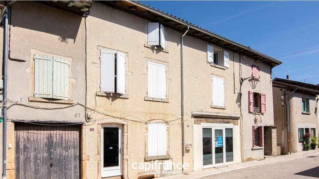 Immeuble mixte de 312m² à vendre à Villié-Morgon
