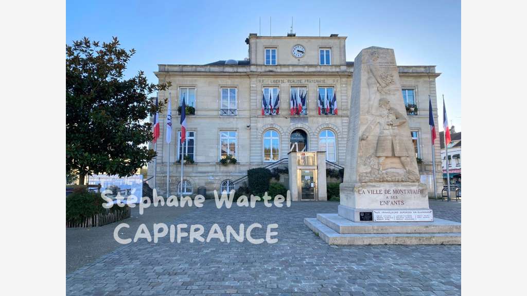 Immeuble de rapport mixte Quartier Bas Montataire