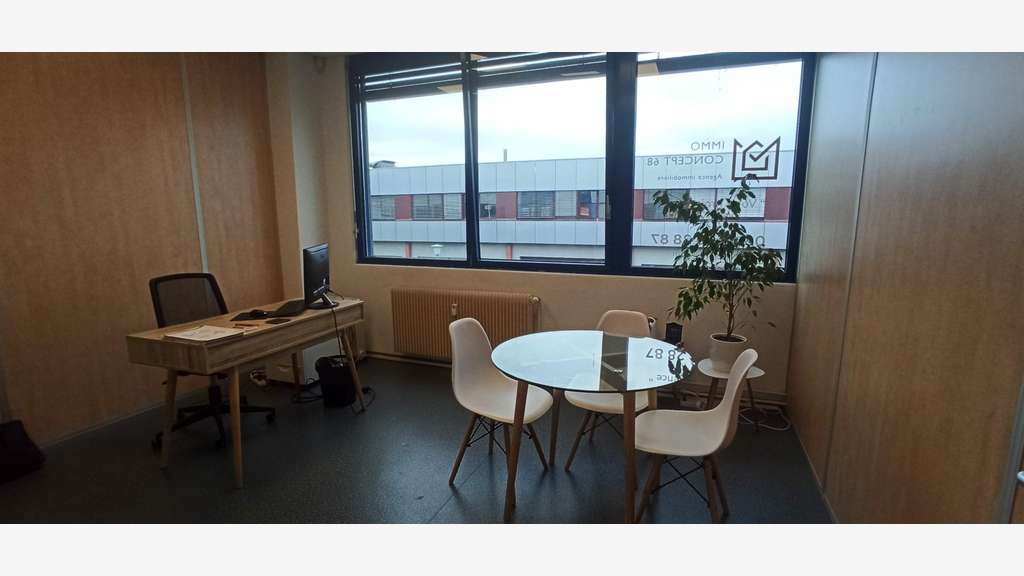 Plateau 10 bureaux 277 m² – Colmar/Horbourg-Wihr