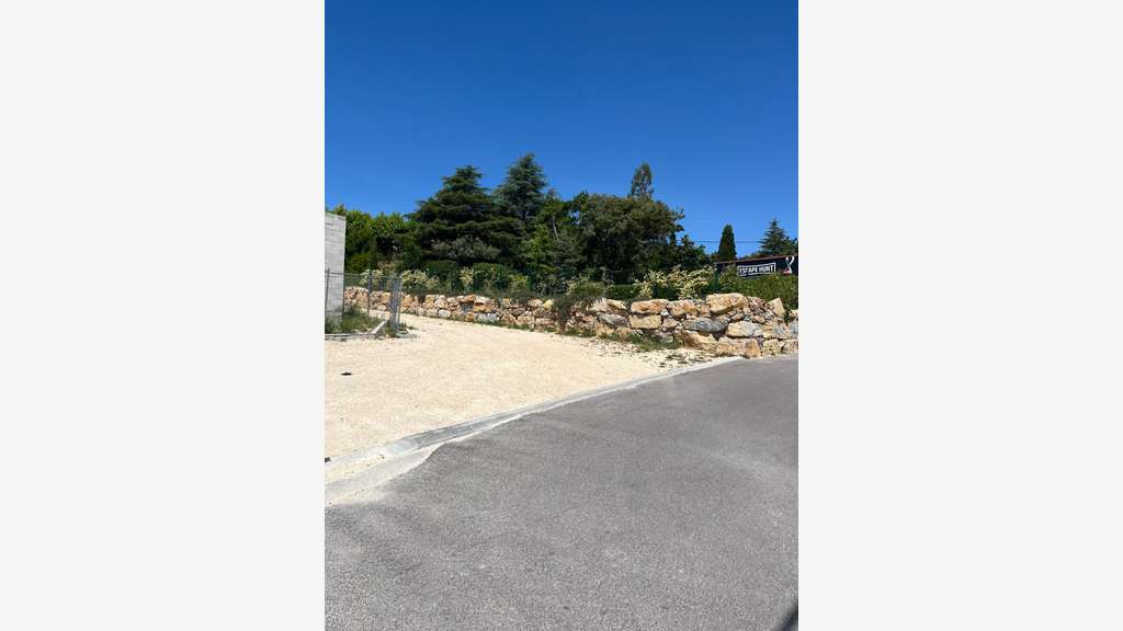 (13) Cabinet de 42m2 à vendre dans le Pôle Santé