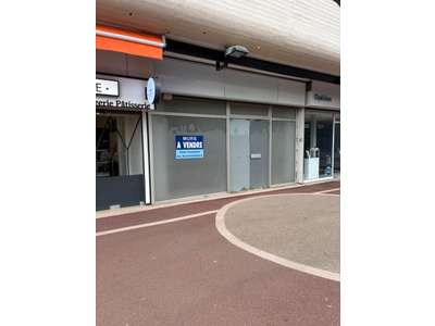 Vente Locaux commerciaux - Boutiques à Élancourt