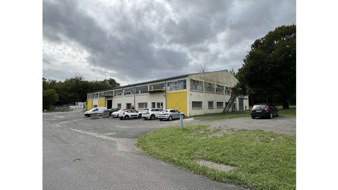 Vente local d'activité 1986m² ZE de Mornac