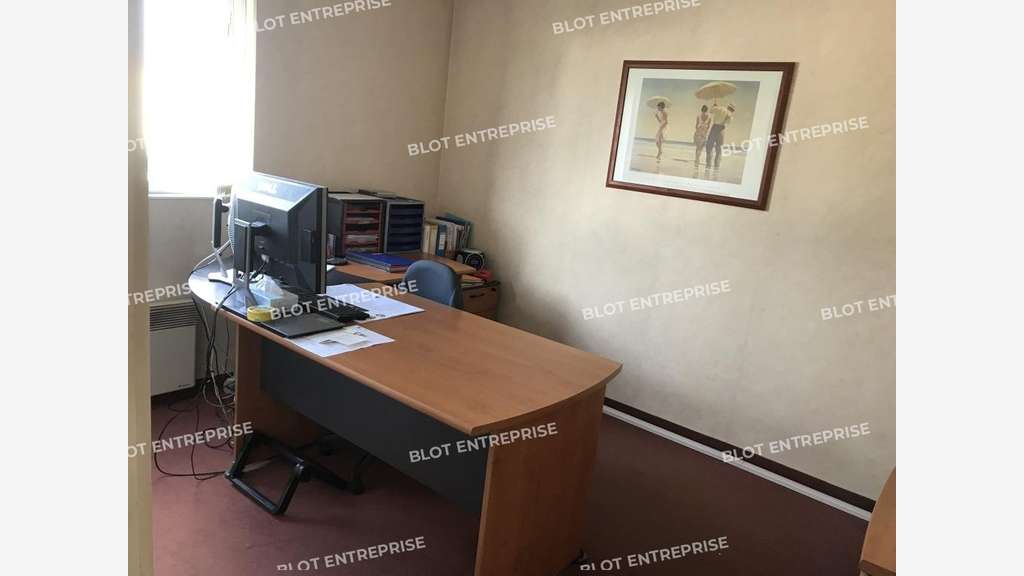A vendre locaux d'activités 532m² à Basse-Goulaine