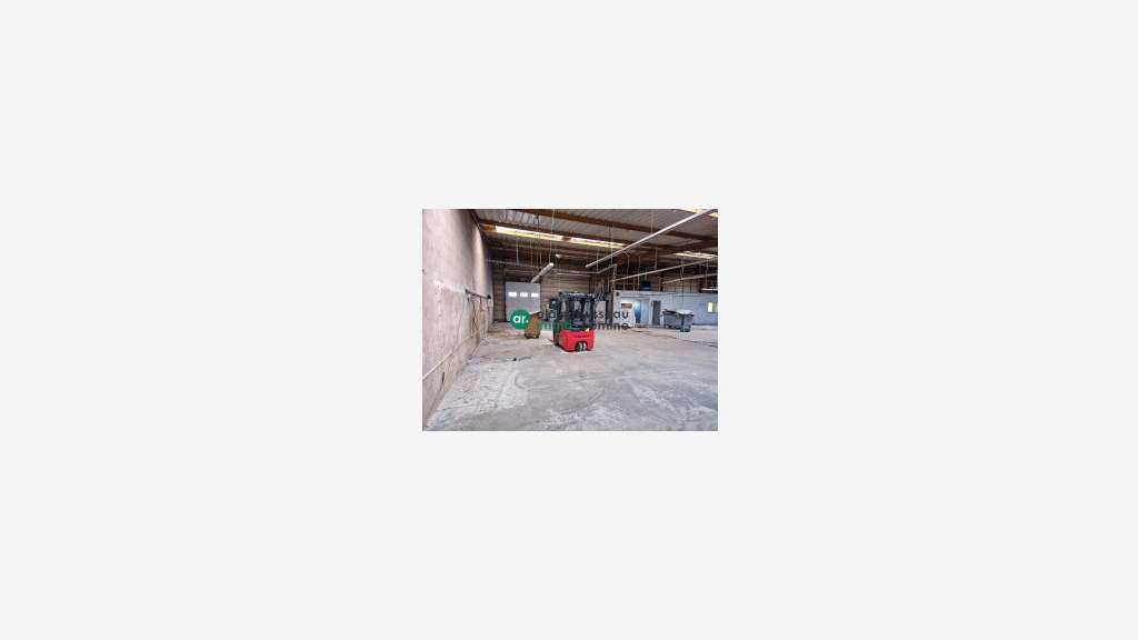 A vendre local d'activité 563m² à Cholet