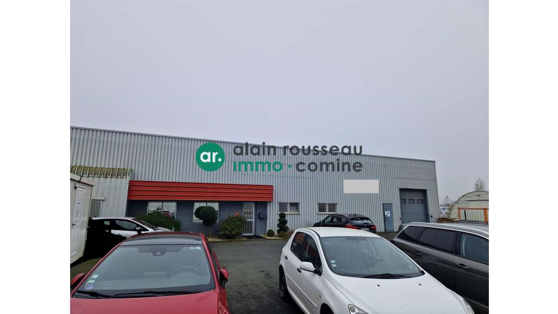 A vendre local d'activité 563m² à Cholet 