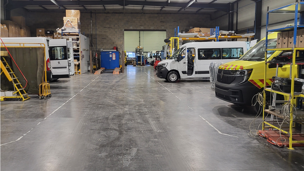 Vente local industriel 1500m² sur 1ha à Agen
