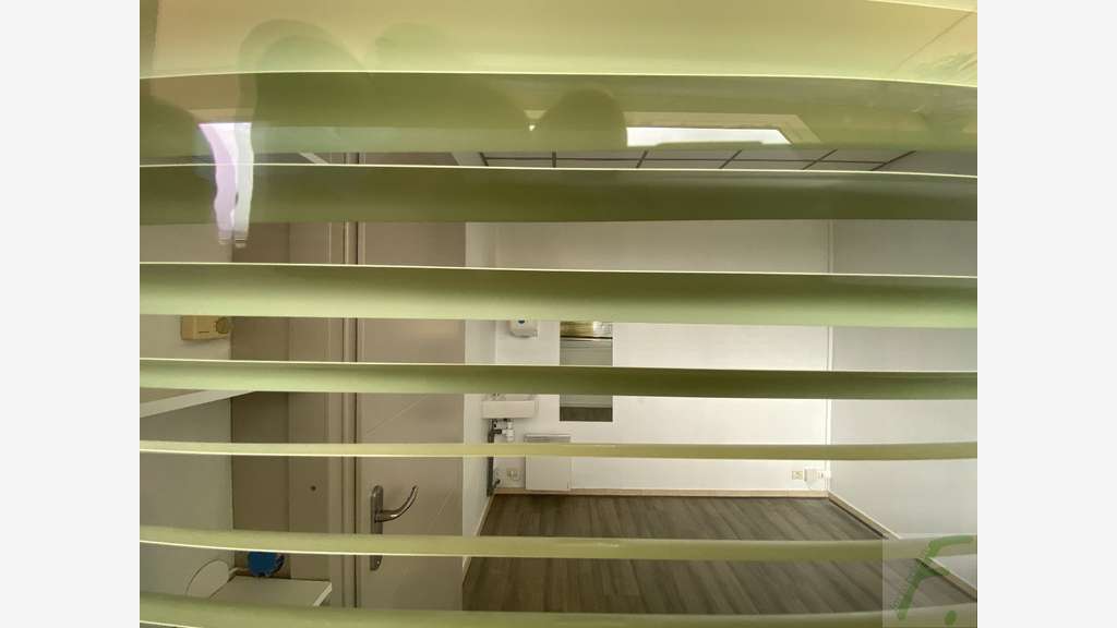 A vendre murs professionnels loués à Aix les Bains