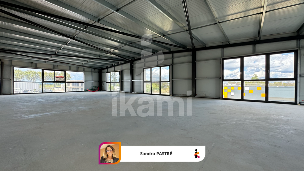 A louer local à aménager 175m² Alixan proche TGV