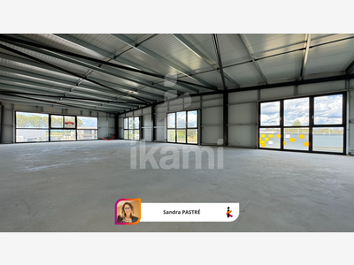 A louer local à aménager 175m² Alixan proche TGV