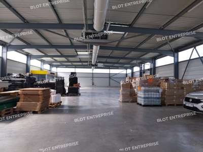 A vendre bâtiment d'activités de 915m² à Allaire