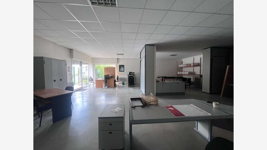 Vente bâtiment d'activité 385m² à Angers Est