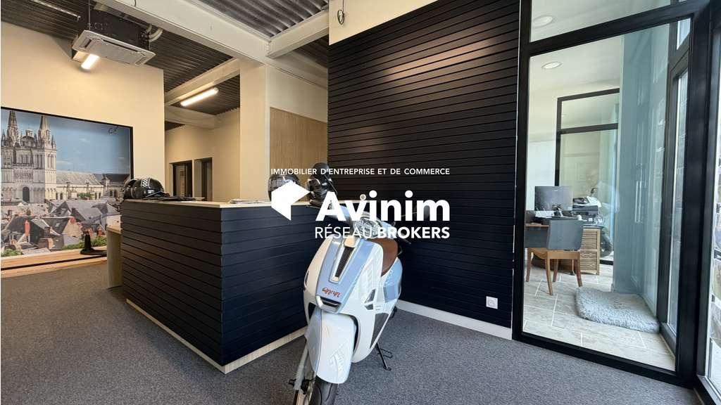 Local d'activité 2100m² bld 1ère couronne Angers