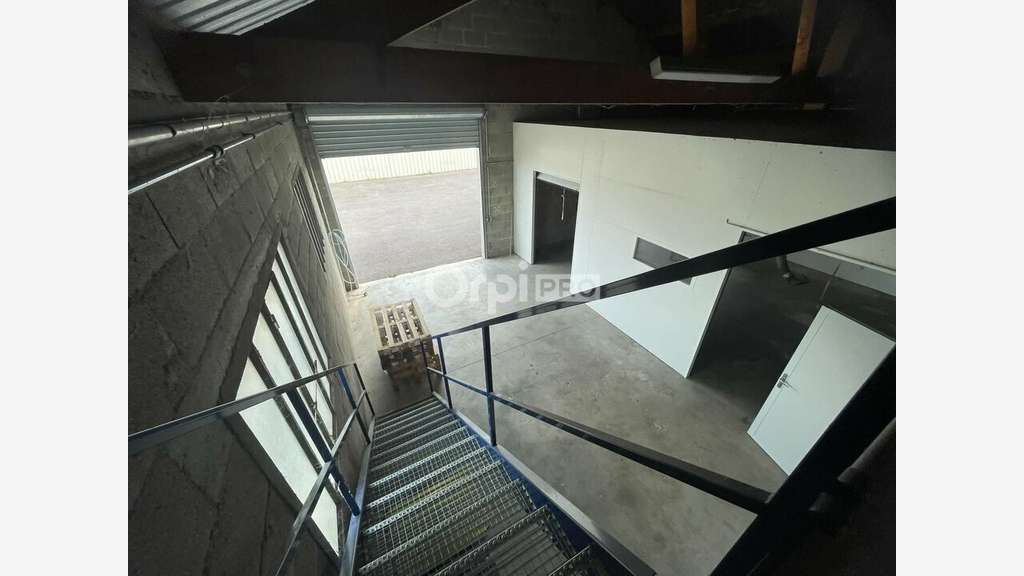 AV Local d'activité de 450m² secteur Arc sur Tille