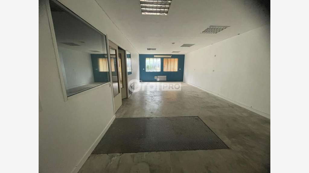 AV Local d'activité de 450m² secteur Arc sur Tille