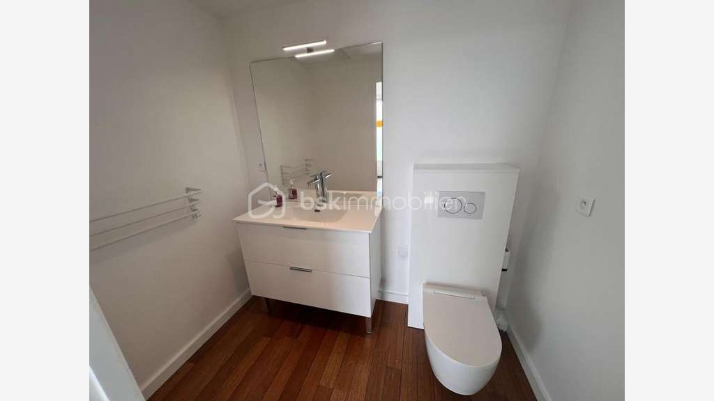 Vente local d'activité neuf 99m² à Ascain