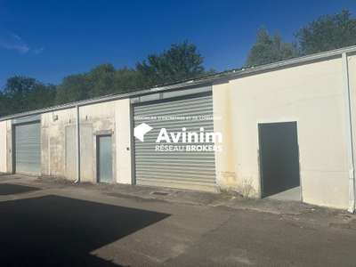 AV local activité de 125m² à Aulnay-sur-Mauldre