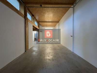 AV local d'activité 212m² en Zone Franche Avignon