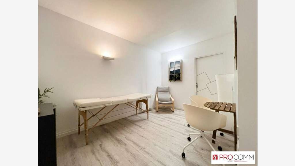 AVIGNON - LOCAL D'ACTIVITE à vendre