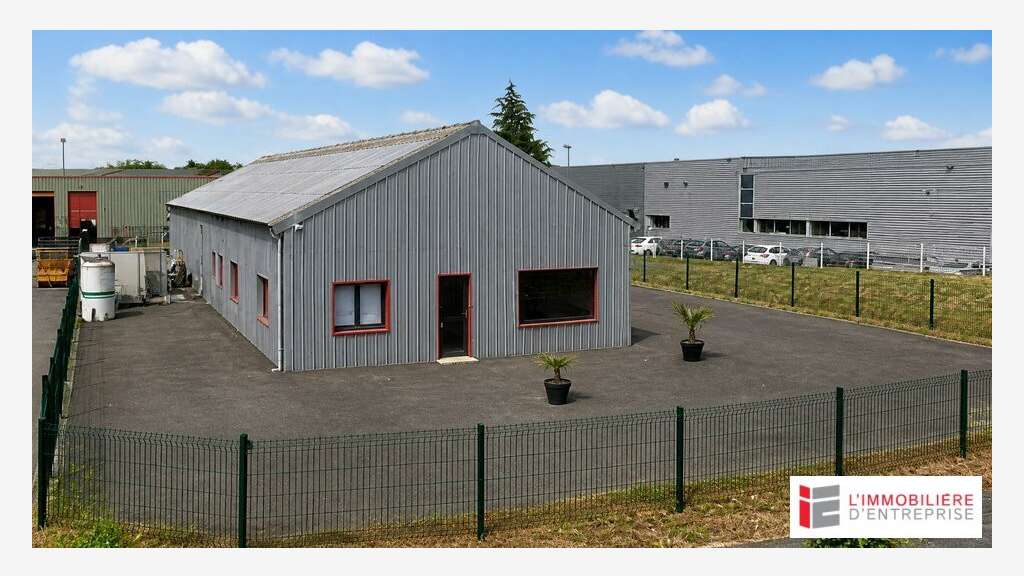 AV local d'activité 250m² à Bais ZA Chardonneret