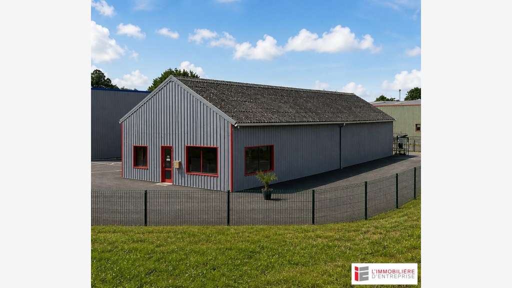 AV local d'activité 250m² à Bais ZA Chardonneret