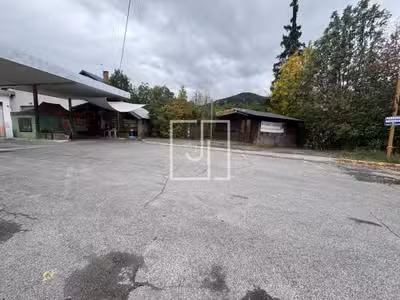 Vente murs commerciaux loués 70m² à Barcelonnette