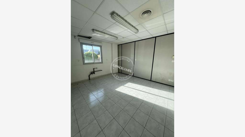 Vente local d'activité 862m² à Beaupuy Mondouzil