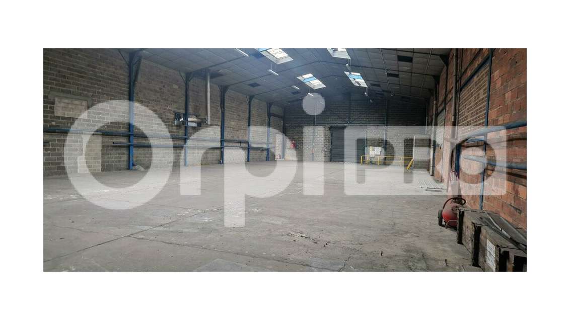 A vendre local d'activité 1360m² prox Beauvais