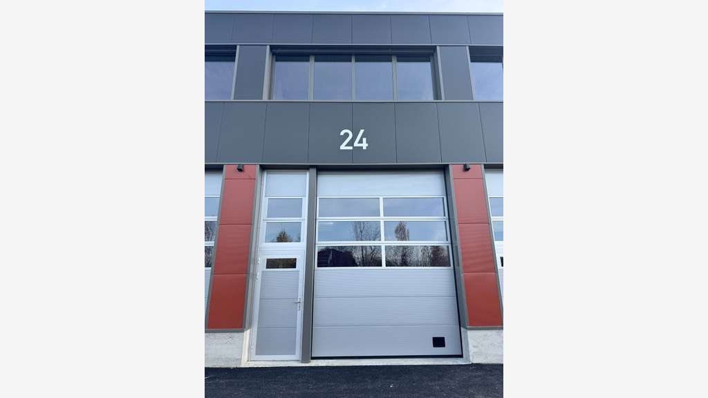 Vente cellules d'activités de 115m² à Bonneville