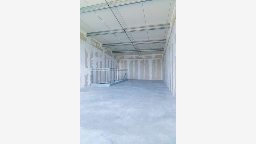 Vente cellules d'activités de 115m² à Bonneville
