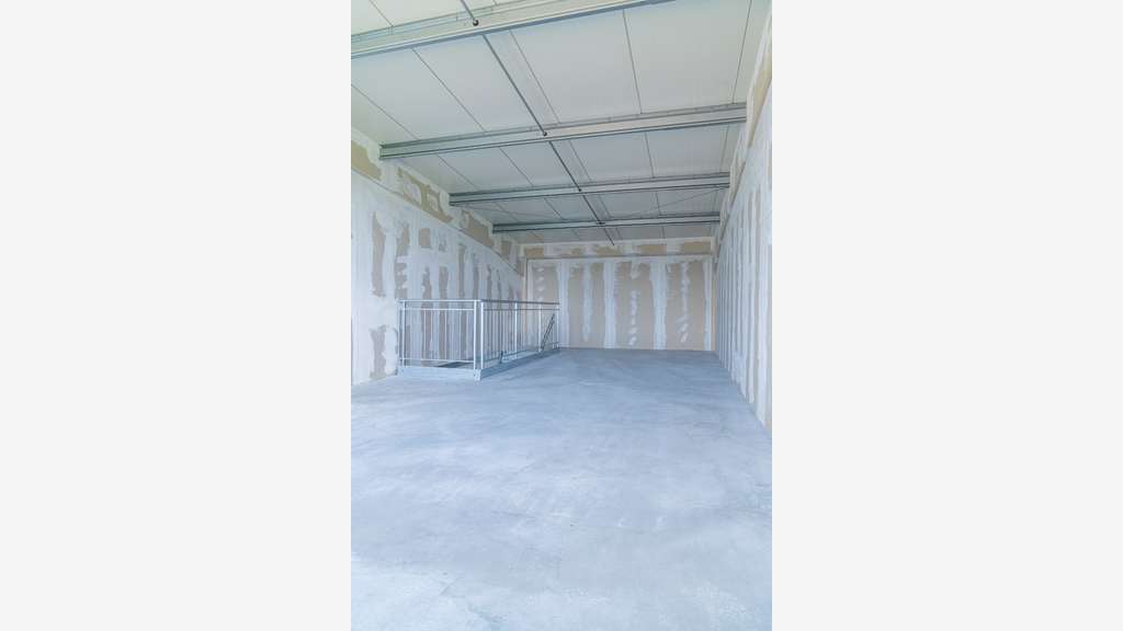 Vente cellules d'activités de 115m² à Bonneville