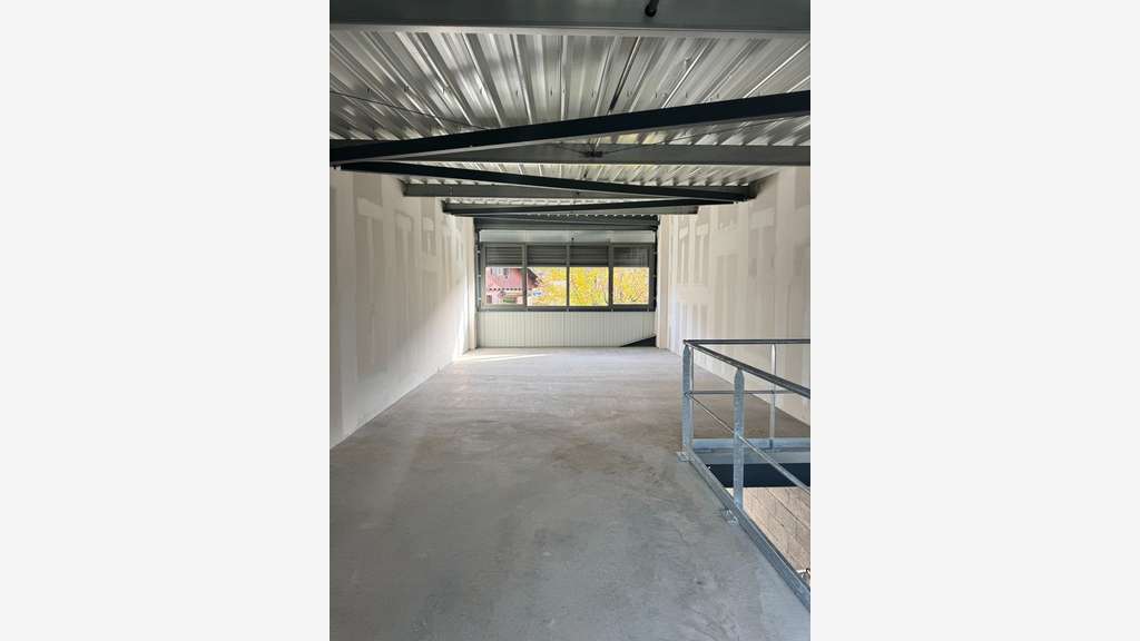 Vente cellules d'activités de 115m² à Bonneville