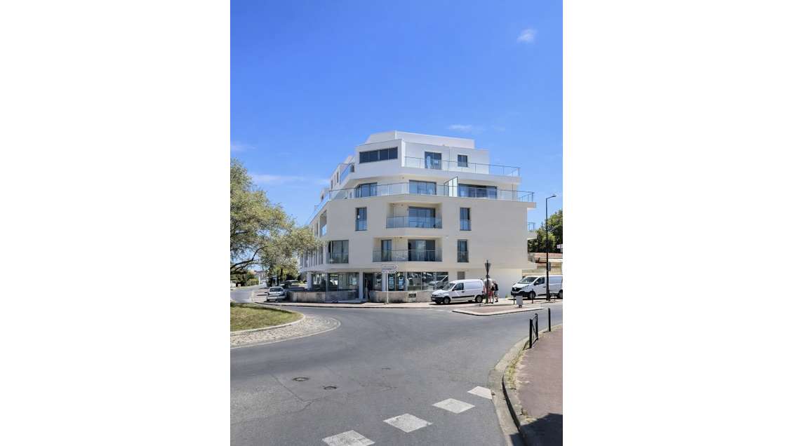 AV murs commerciaux libres 70m² Bordeaux Caudéran 