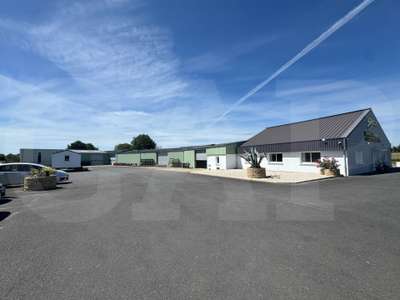 Vente Locaux d'activités - Entrepôts à Bourgbarré