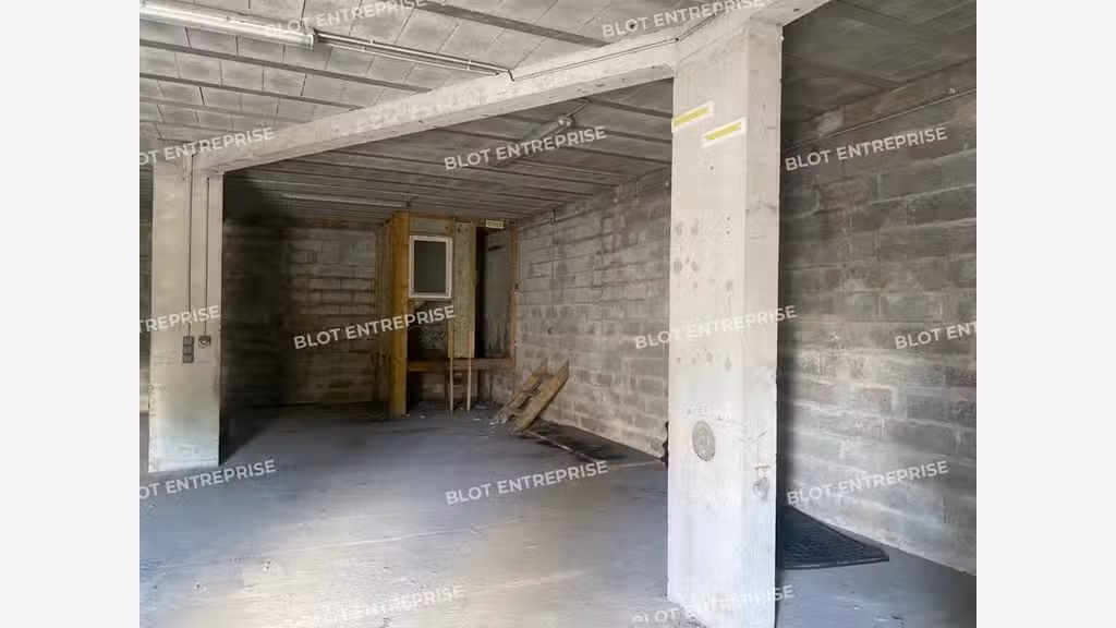 À VENDRE - LOCAL D'ACTIVITES - 110 m² - BREST