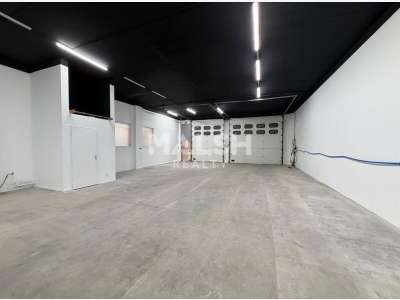 Local d'activités 270m² à Brignais A450