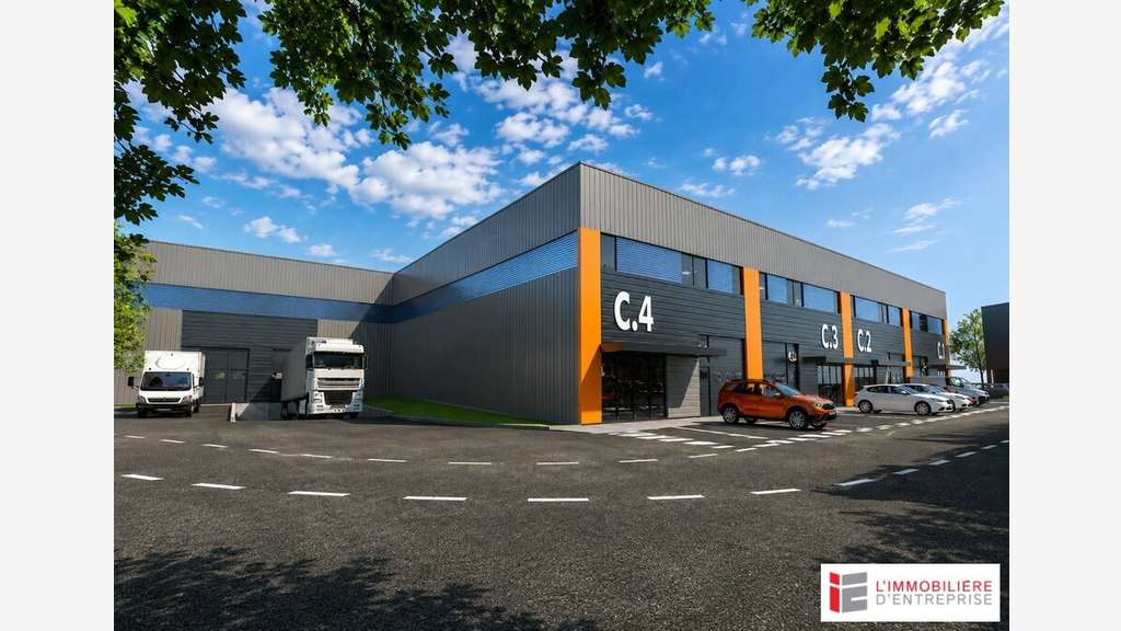 Vente cellule d'activité neuve de 657m² à Bruz