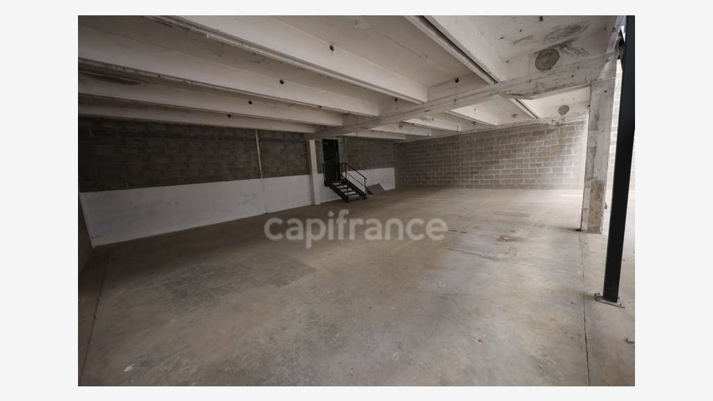 Vente local d'activité 577m² à Caen Nord