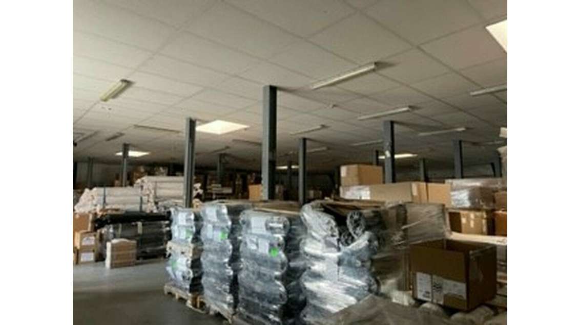 A vendre local d'activité bureaux 1700m² à Calais