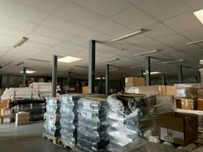 A vendre local d'activité bureaux 1700m² à Calais