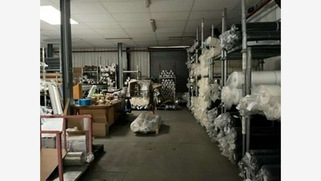 A vendre local d'activité bureaux 1700m² à Calais