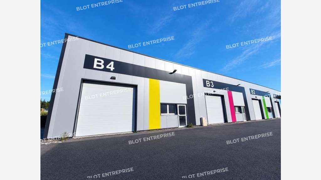 À LOUER / À VENDRE - LOCAL D'ACTIVITÉS 350 m² - CA