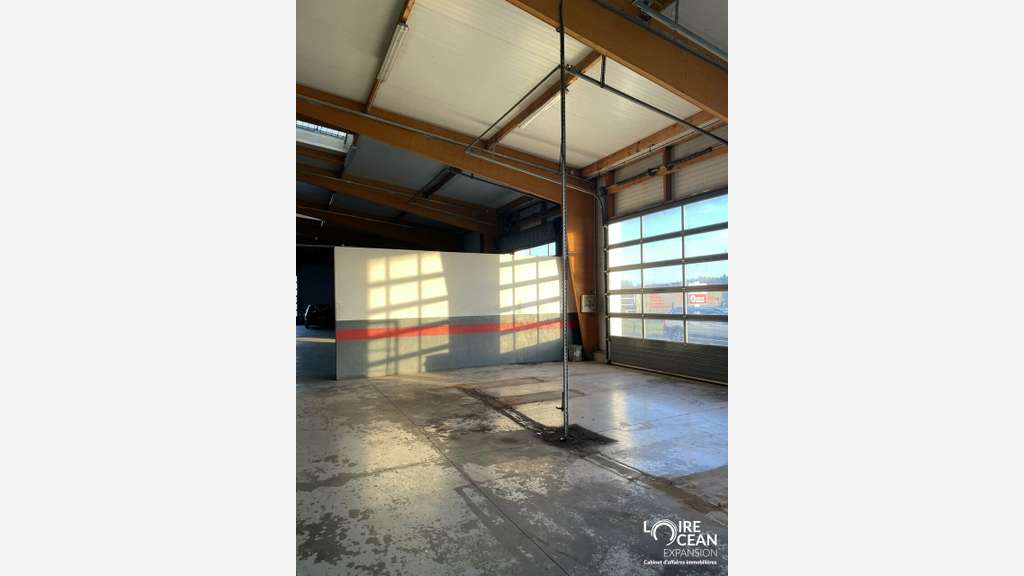Local d'activité 845m² à vendre à Candé