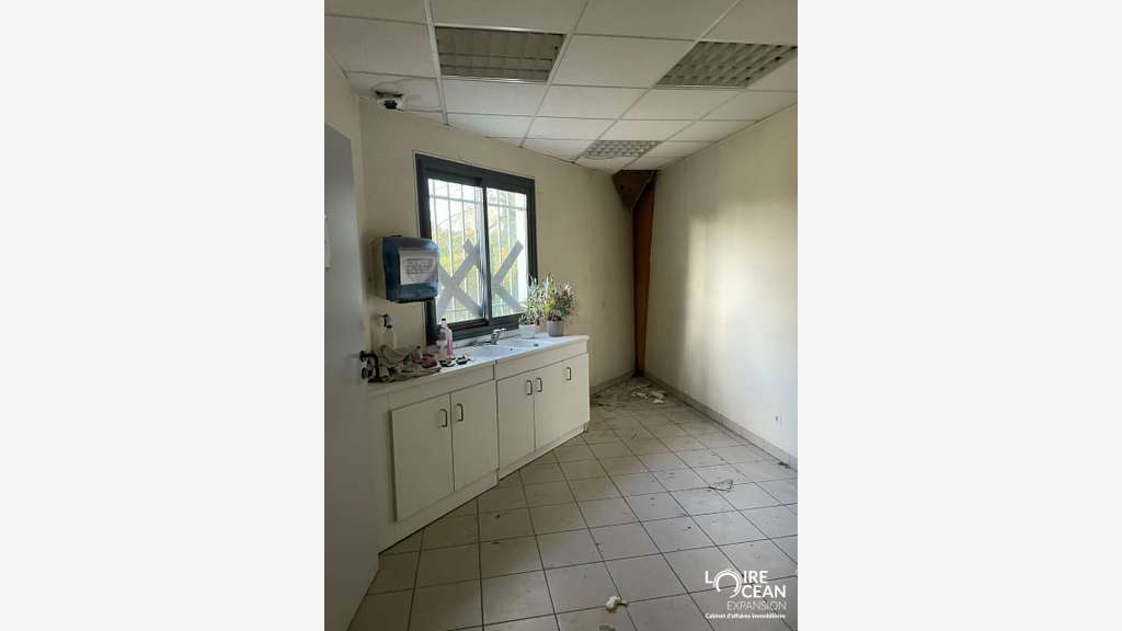 Local d'activité 845m² à vendre à Candé