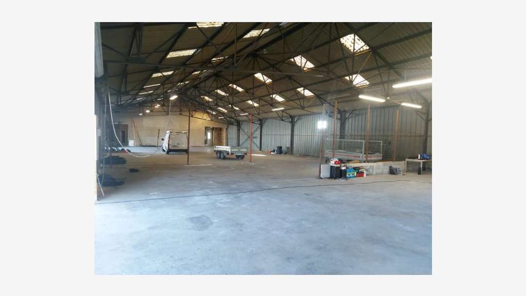 Vente bâtiments d’activités 1606m² à Carquefou