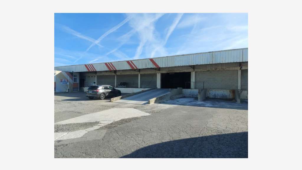 Vente bâtiments d’activités 1606m² à Carquefou
